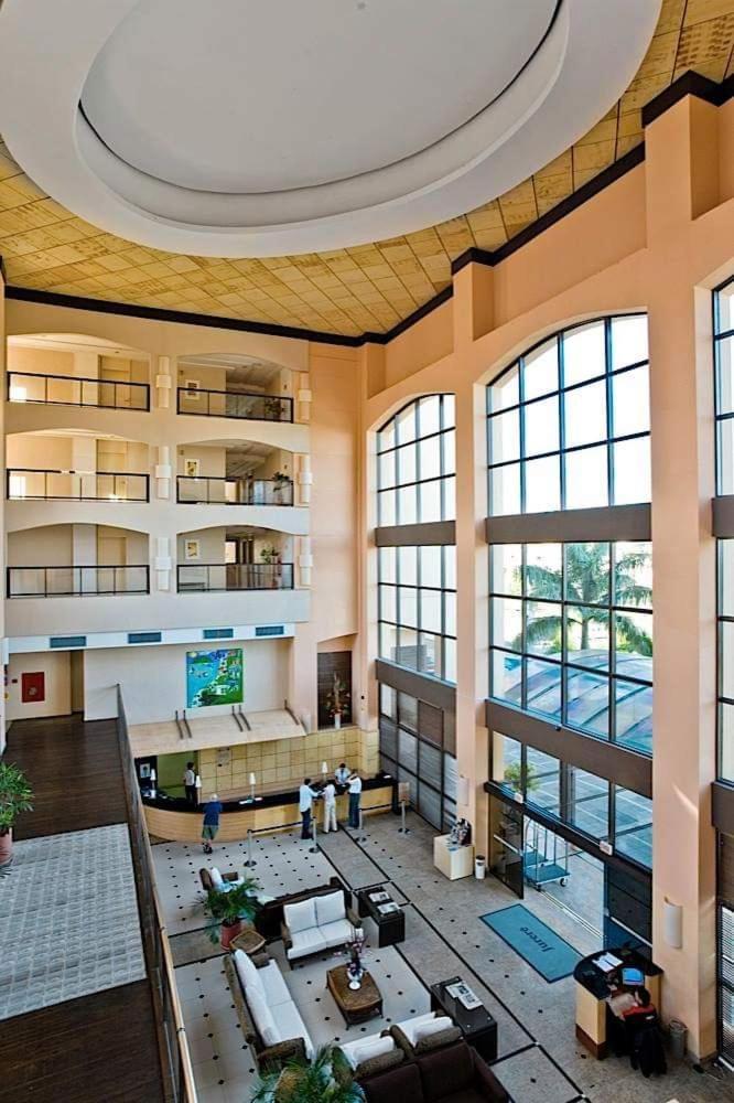 Apto pés na areia em Hotel Jurere Beach Jurere Internacional Florianopolis Exterior foto